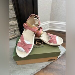 KEEN Terradora II Strappy Open Toe Sandal, Redwood/Pheasant Women Size 9.5 NEW
